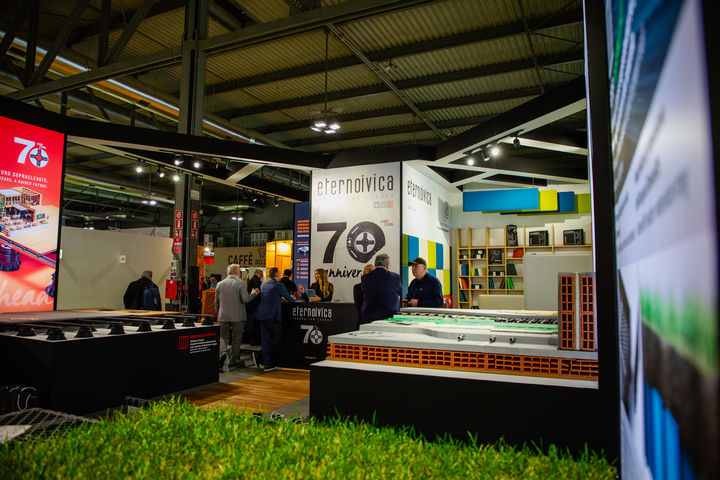 ÉTERNEL IVICA À MADE EXPO 2025 ÉTERNEL IVICA À MADE EXPO 2025